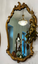 Încarcă imaginea în vizualizatorul Galerie, Oglindă vintage în stil baroc