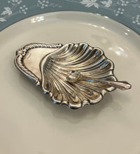 Încarcă imaginea în vizualizatorul Galerie, Recipient din argint, Rino Greggio, Italia, cca. anii ‘70