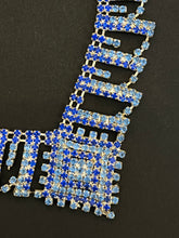 Încarcă imaginea în vizualizatorul Galerie, Colier vintage cu cristale albastre, cca. anii '80