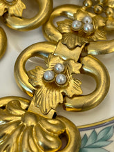 Încarcă imaginea în vizualizatorul Galerie, Cercei statement vintage, cca. anii ‘80