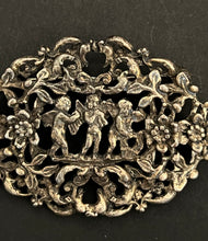 Încarcă imaginea în vizualizatorul Galerie, Broșă vintage, Marea Britanie, cca. anii '60