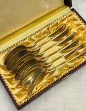 Încarcă imaginea în vizualizatorul Galerie, Set de lingurițe, Sheffield, cca. anii ‘60