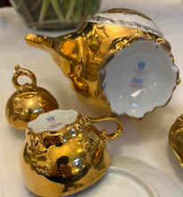 Încarcă imaginea în vizualizatorul Galerie, Set vintage din porțelan pentru cafea/ceai - Fragonard

