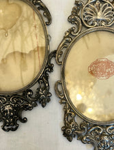 Încarcă imaginea în vizualizatorul Galerie, Ramă foto vintage din argint, Italia
