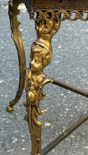 Încarcă imaginea în vizualizatorul Galerie, Masuta vintage din marmura si bronz - anii ‘60
