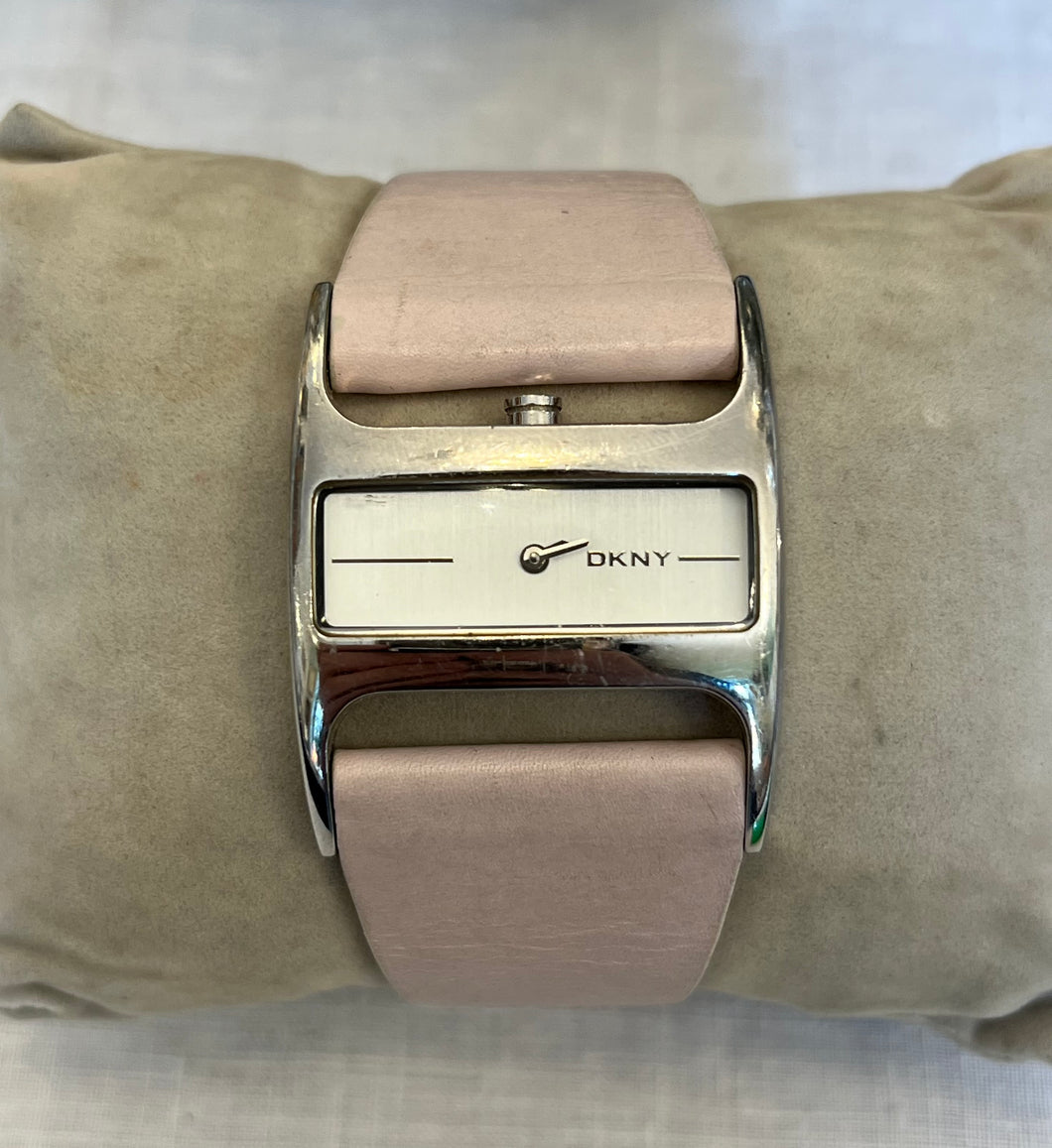 Ceas damă, DKNY, Quartz