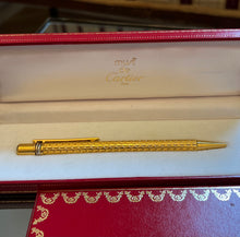 Încarcă imaginea în vizualizatorul Galerie, Stilou Cartier placat cu aur 18 K
