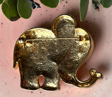 Încarcă imaginea în vizualizatorul Galerie, Brosa vintage anii ‘60 - metal emailat
