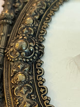 Încarcă imaginea în vizualizatorul Galerie, Ramă foto din bronz, cca. anii 1800, Italia
