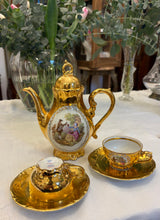 Încarcă imaginea în vizualizatorul Galerie, Set vintage din porțelan pentru cafea/ceai - Fragonard
