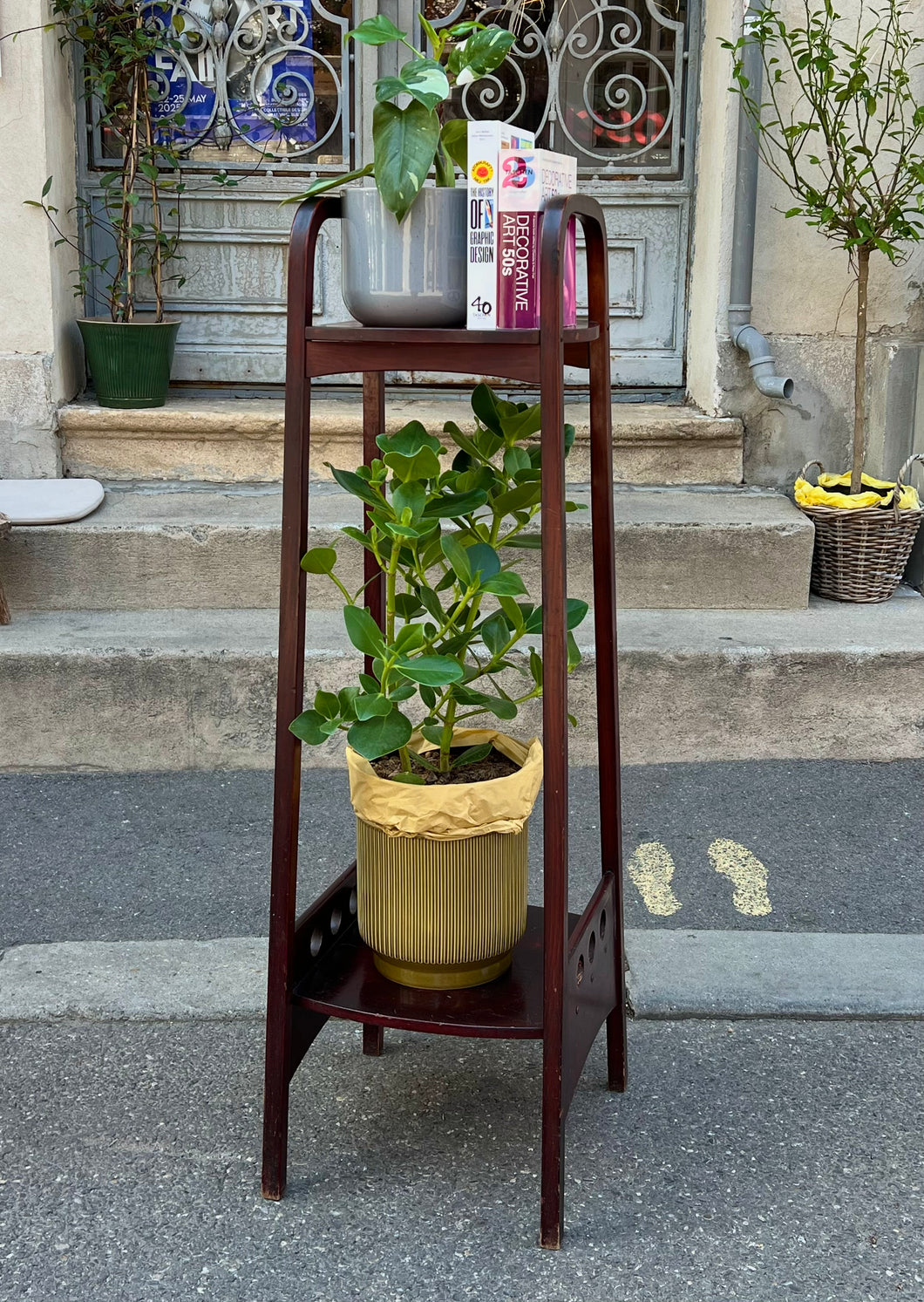 Suport Thonet pentru plante sau obiecte decorative, cca. anii ‘50