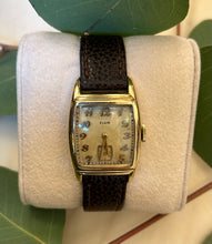 Încarcă imaginea în vizualizatorul Galerie, Ceas Elgin 1930s Gold Plated
