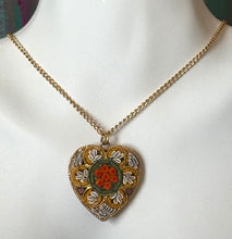 Încarcă imaginea în vizualizatorul Galerie, Colier vintage - micromosaic
