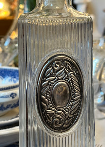 Sticlă din cristal și medalion argint, cca. 1910