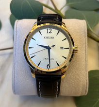 Încarcă imaginea în vizualizatorul Galerie, Ceas Citizen Automatic Silver Dial
