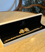 Încarcă imaginea în vizualizatorul Galerie, Set Swarovski placat cu aur, cca. anii ‘80
