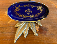 Încarcă imaginea în vizualizatorul Galerie, Farfuriuta decorativa din portelan Limoges - anii ‘70
