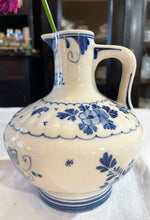 Încarcă imaginea în vizualizatorul Galerie, Vaza mini ceramica Delft
