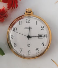Încarcă imaginea în vizualizatorul Galerie, Ceas de buzunar Raketa
